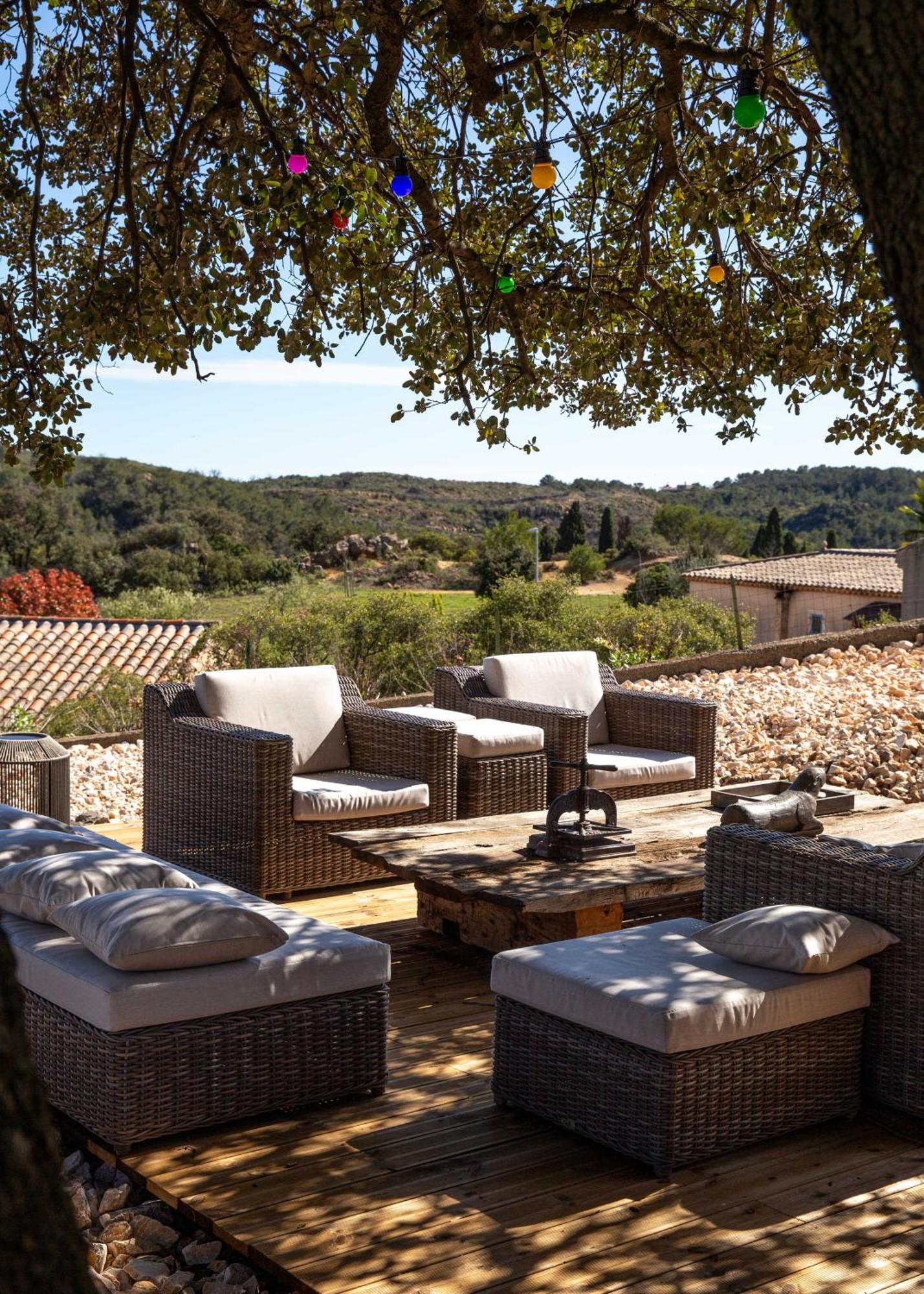 Village Castigno - Wine & 5* Assignan