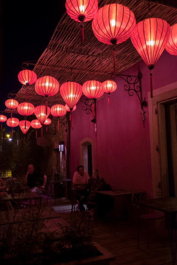 Village Castigno - Wine & 5* Assignan